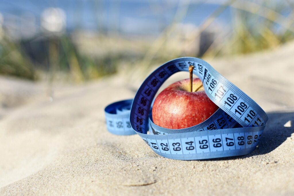 motivation, apple, measure, blue tape, vitamins, red apple, fruit, healthy, fresh, delicious, food, tasty, health, bio, nutrition, organic, gain weight, weight loss, diet, vegan, vegetarian, dessert, dieting, gain weight, weight loss, weight loss, weight loss, weight loss, weight loss