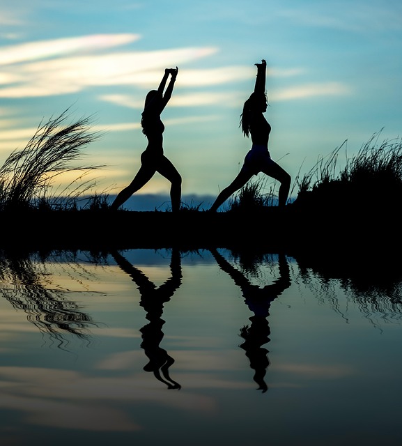 women, nature, yoga, silhouettes, water, reflection, mirroring, water reflection, pose, posing, yoga pose, meditation, stretching, wellness, well-being, exercise, adults, asia, girls, morning, outdoors, pair, people, stance, sunrise, sunset